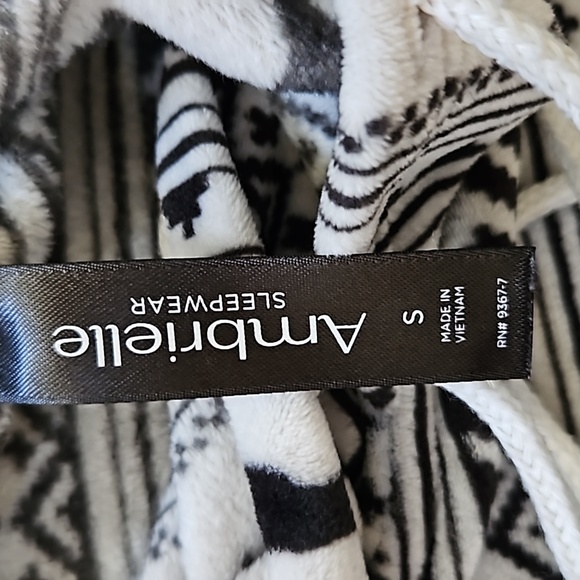 Ambrielle Women’s Hoodie Pajama Fleece Dress Nightgown Sleepwear. Sz: S - Picture 3 of 7